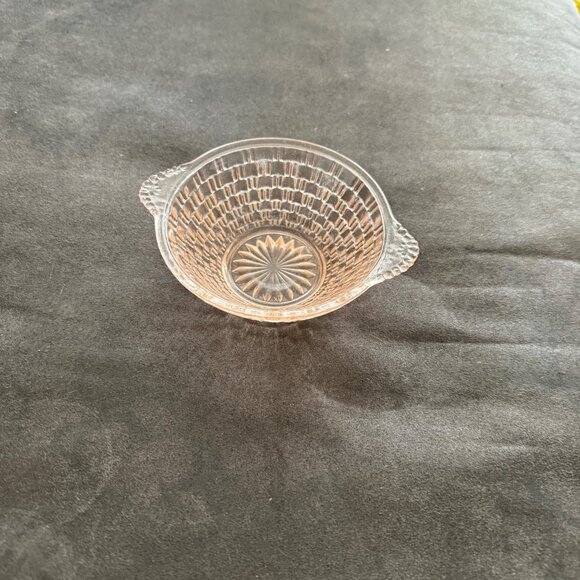Vintage Pink Depression Glass Dish - Picture 1 of 3
